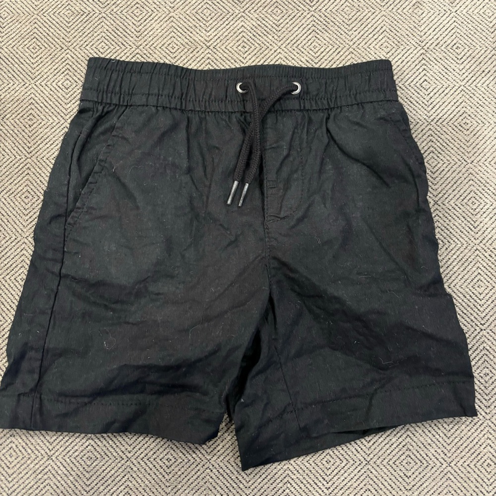 NWOT Gap Black Pull On Shorts